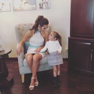 Meet your Posher, Ally